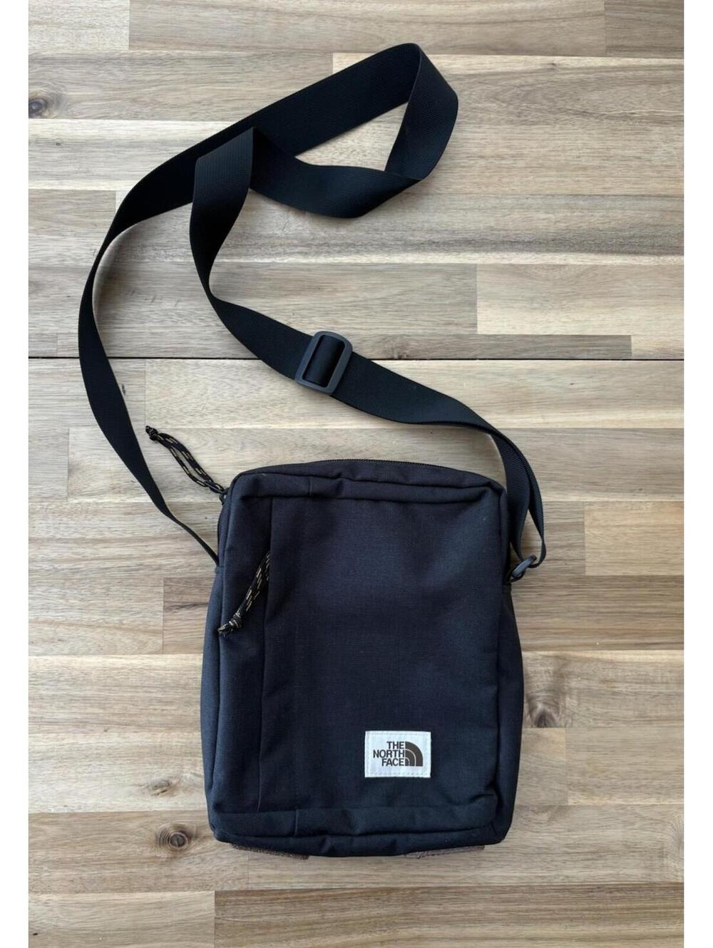 The North Face Unisex Crossbody Bag in Black Heather - Picture 2 of 8